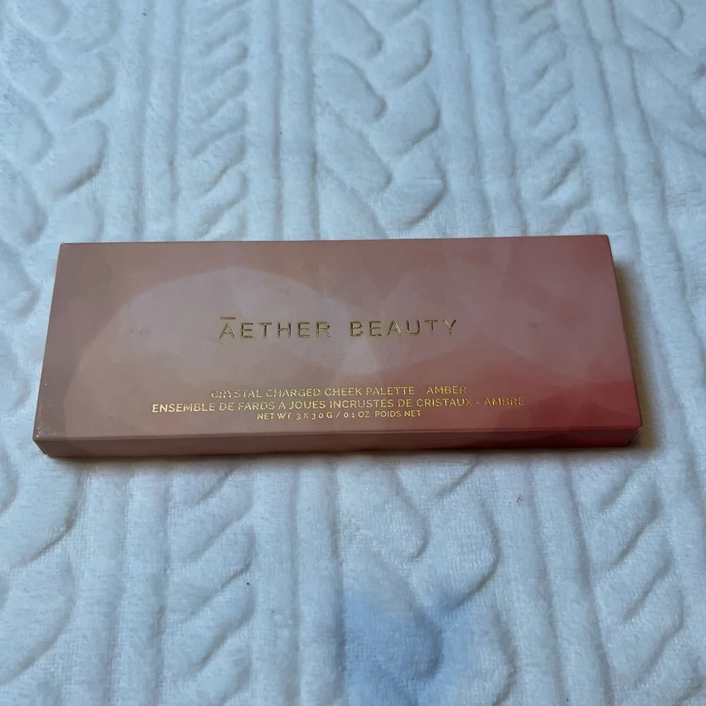 💗 Aethr Beauty - Crystal‎ Charged Cheek Palette